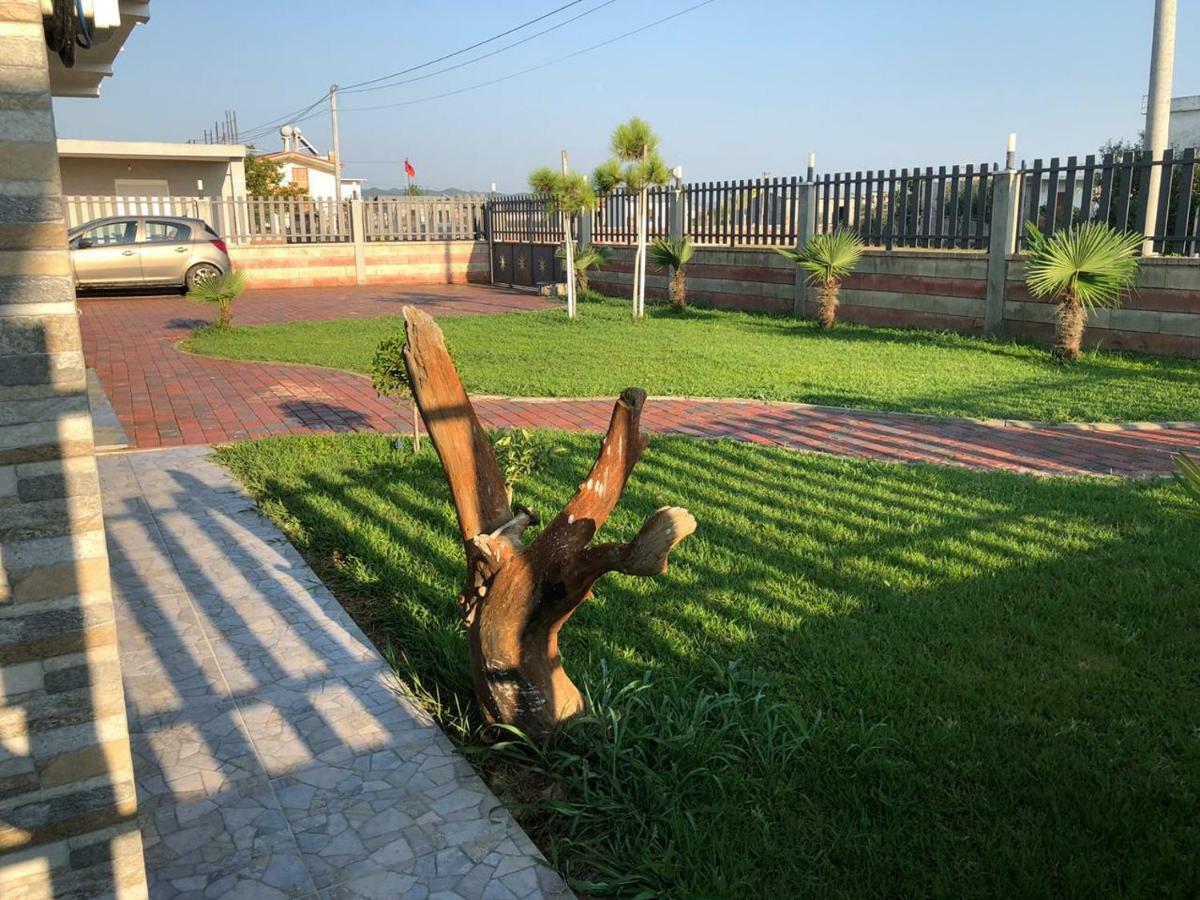 Palma Apartments Durres Bagian luar foto