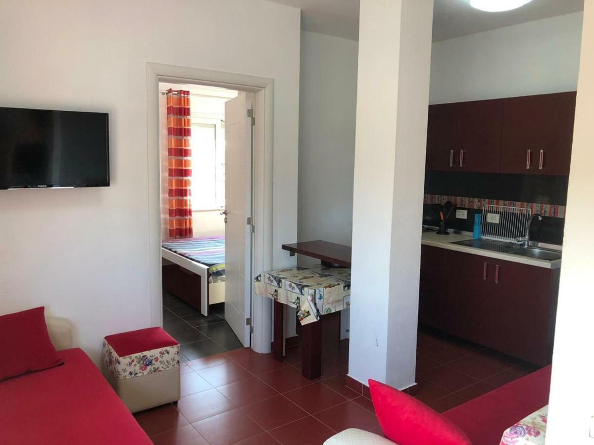 Palma Apartments Durres Bagian luar foto