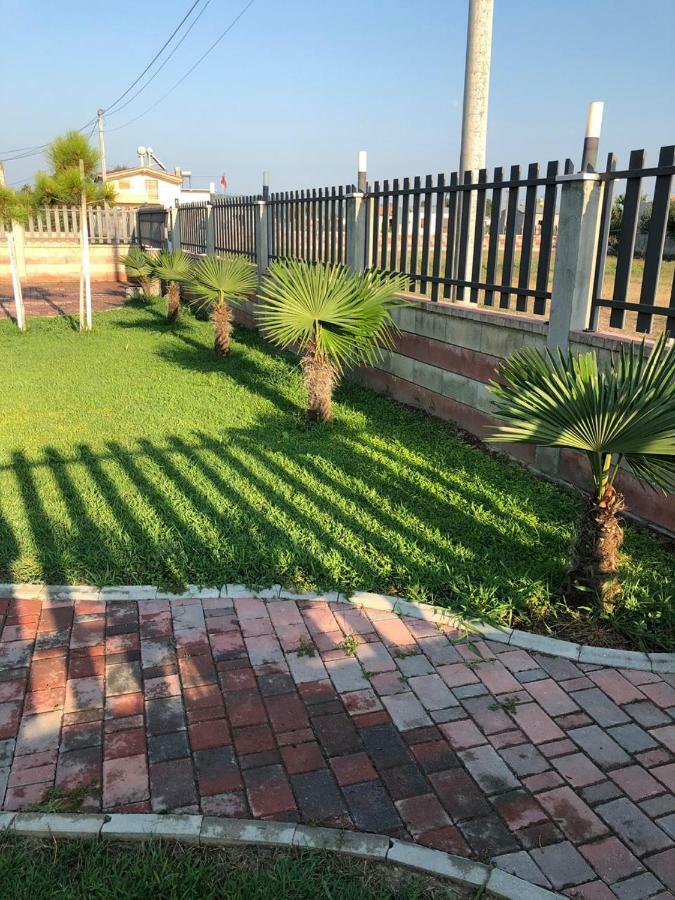 Palma Apartments Durres Bagian luar foto