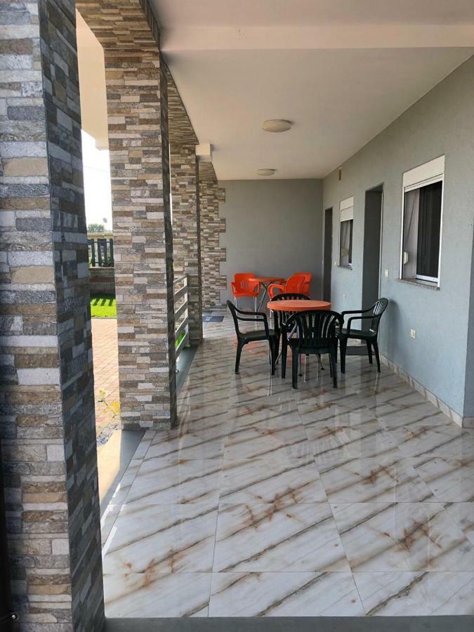 Palma Apartments Durres Bagian luar foto