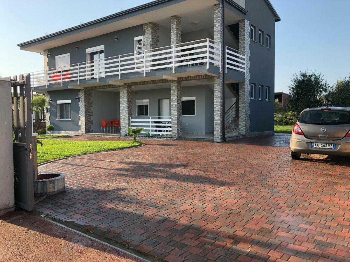 Palma Apartments Durres Bagian luar foto